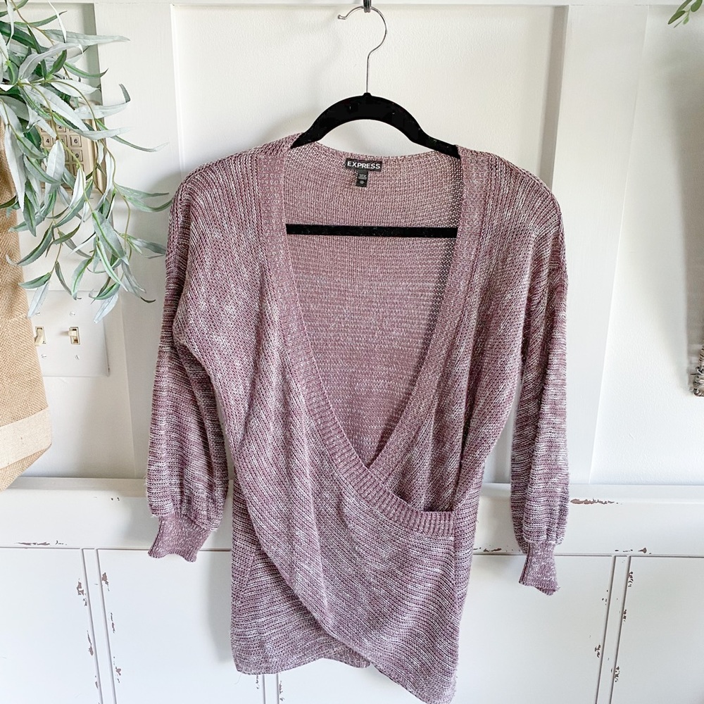 Purple/white sweater with lunge front